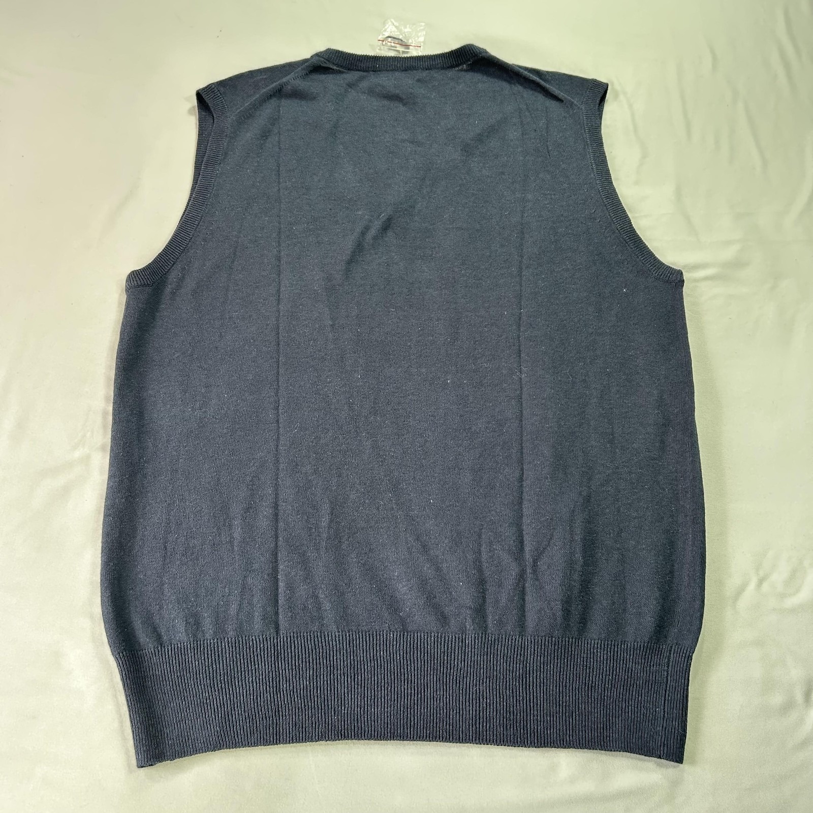 New J Peterman Sweater Vest Mens Medium V Neck Linen Cotton Classic Pullover — image 2 of 8